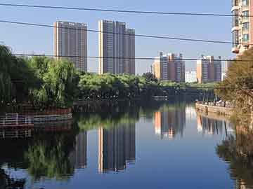 「悠哉盐湖游玩指南，全方位攻略助你畅游盐湖美景」